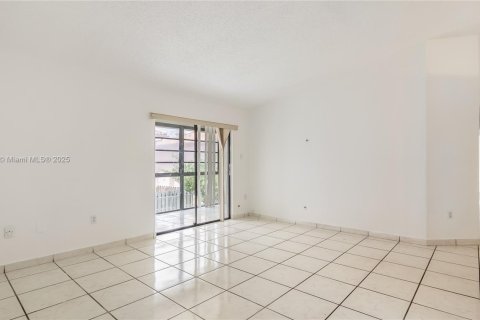 Condo in Miami, Florida, 3 bedrooms  № 1671322 - photo 20
