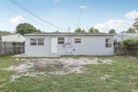 House in Oakland Park, Florida 2 bedrooms, 79.52 sq.m. № 1480481 - photo 27