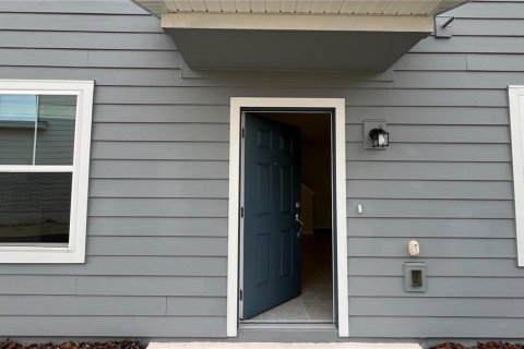 Townhouse in Davenport, Florida 3 bedrooms, 166.85 sq.m. № 1810160 - photo 2