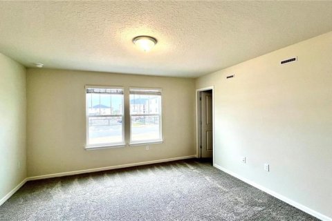 Townhouse in Davenport, Florida 3 bedrooms, 166.85 sq.m. № 1810160 - photo 22