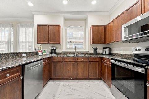 Touwnhouse à vendre à Tampa, Floride: 4 chambres, 192.12 m2 № 2410222 - photo 3