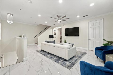Touwnhouse à vendre à Tampa, Floride: 4 chambres, 192.12 m2 № 2410222 - photo 21