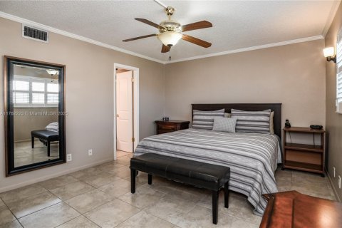 Condo in Dania Beach, Florida, 2 bedrooms  № 1699310 - photo 30