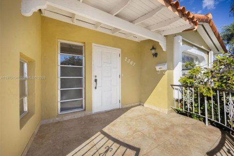 Villa ou maison à vendre à Miami, Floride: 4 chambres, 147.53 m2 № 2040020 - photo 3