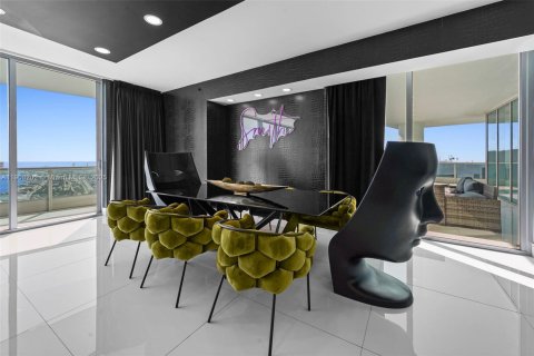 Купить кондоминиум в Майами, Флорида 4 спальни, 297.19м2, № 1966985 - фото 9