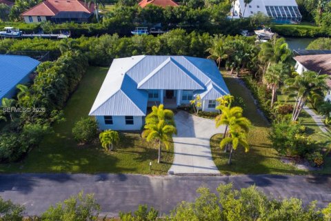 Casa en venta en Vero Beach, Florida, 4 dormitorios, 232.35 m2 № 2048922 - foto 3