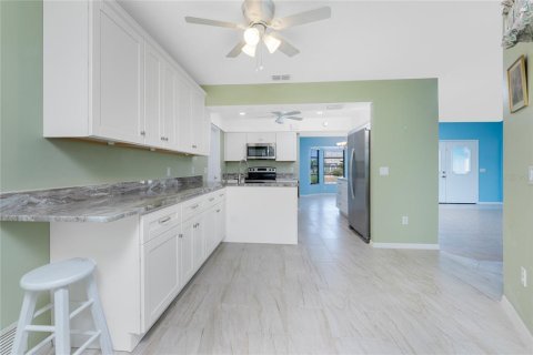 Casa en venta en Rotonda, Florida, 2 dormitorios, 153.94 m2 № 1759277 - foto 18