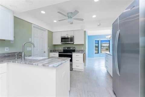 Casa en venta en Rotonda, Florida, 2 dormitorios, 153.94 m2 № 1759277 - foto 20