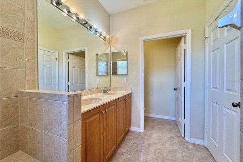 Condominio en venta en Poinciana, Florida, 3 dormitorios, 138.89 m2 № 1881056 - foto 20