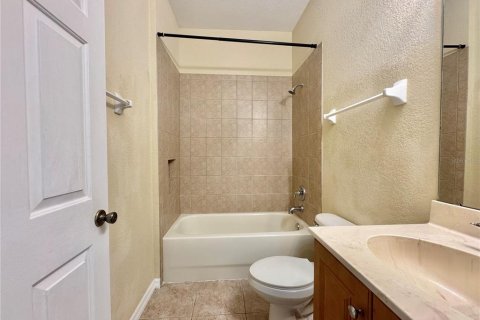 Condominio en venta en Poinciana, Florida, 3 dormitorios, 138.89 m2 № 1881056 - foto 24