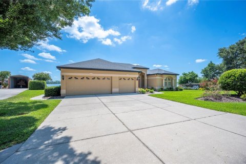 House in Polk City, Florida 4 bedrooms, 230.03 sq.m. № 1915404 - photo 4