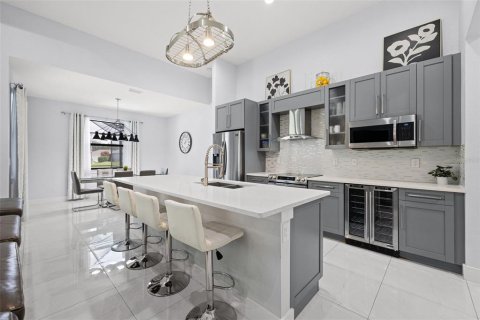 Casa en venta en Cape Coral, Florida, 4 dormitorios, 177.91 m2 № 2388335 - foto 16