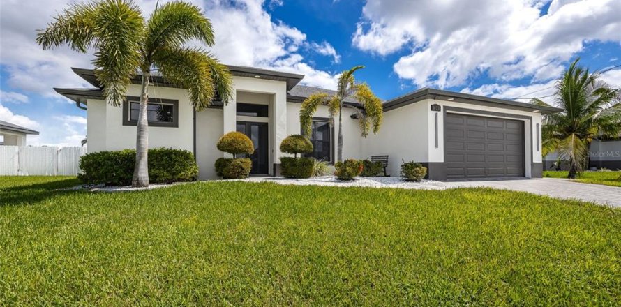 Casa en Cape Coral, Florida 4 dormitorios, 177.91 m2 № 2388335