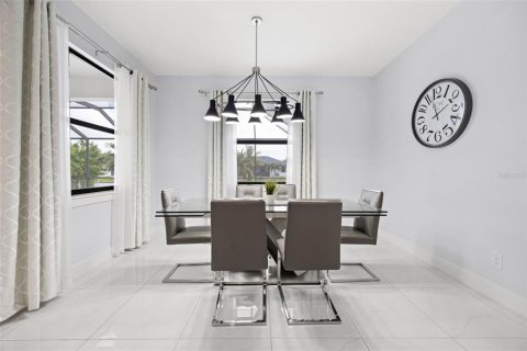 Casa en venta en Cape Coral, Florida, 4 dormitorios, 177.91 m2 № 2388335 - foto 20