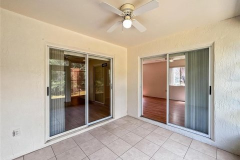 House in New Port Richey, Florida 2 bedrooms, 126.25 sq.m. № 2231005 - photo 16