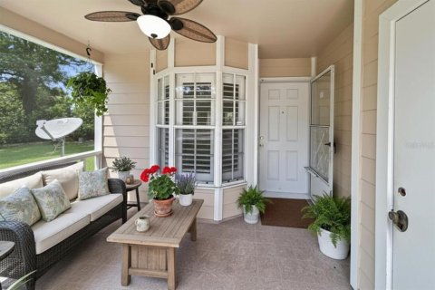 House in New Port Richey, Florida 2 bedrooms, 126.25 sq.m. № 2231005 - photo 7