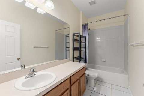 House in Orlando, Florida 3 bedrooms, 171.96 sq.m. № 2236362 - photo 16