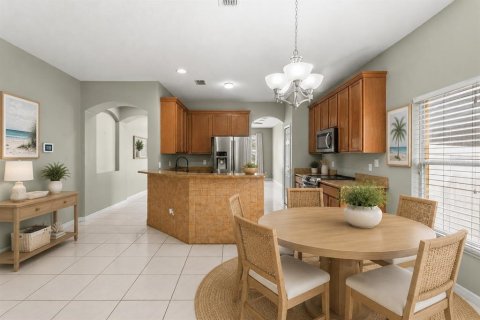 House in Orlando, Florida 3 bedrooms, 171.96 sq.m. № 2236362 - photo 8