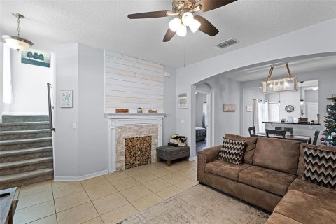 Townhouse in Groveland, Florida 3 bedrooms, 151.34 sq.m. № 1802355 - photo 2