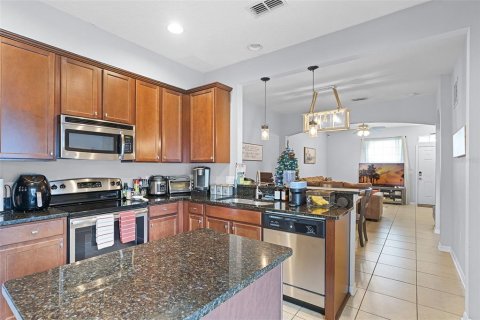 Townhouse in Groveland, Florida 3 bedrooms, 151.34 sq.m. № 1802355 - photo 5