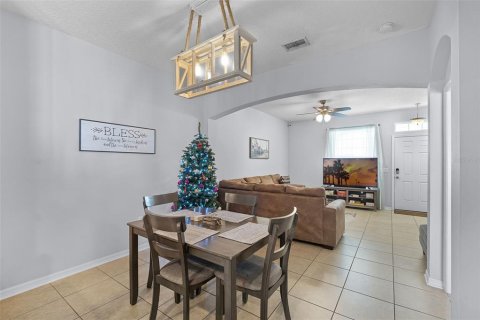 Townhouse in Groveland, Florida 3 bedrooms, 151.34 sq.m. № 1802355 - photo 9