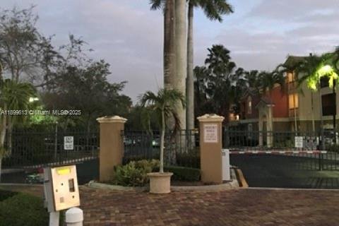 Condominio en alquiler en Miramar, Florida, 2 dormitorios, 99.22 m2 № 1950886 - foto 22