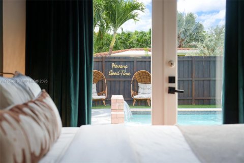 House in Oakland Park, Florida 3 bedrooms, 146.97 sq.m. № 2021023 - photo 20