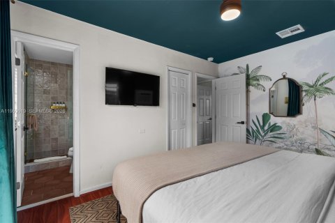 House in Oakland Park, Florida 3 bedrooms, 146.97 sq.m. № 2021023 - photo 21