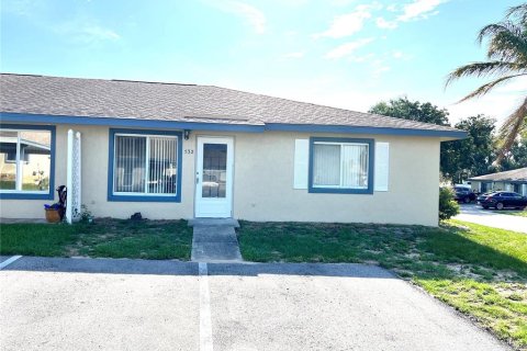 Townhouse in Winter Haven, Florida 3 bedrooms, 99.68 sq.m. № 2217189