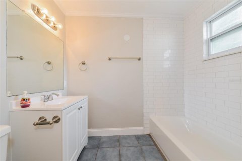 Villa ou maison à louer à Sarasota, Floride: 3 chambres, 110 m2 № 1813423 - photo 10
