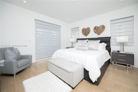 Casa en alquiler en Doral, Florida, 4 dormitorios, 223.15 m2 № 2026359 - foto 30