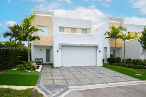 Casa en alquiler en Doral, Florida, 4 dormitorios, 223.15 m2 № 2026359 - foto 10