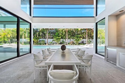 Villa ou maison à louer à Golden Beach, Floride: 6 chambres, 711.35 m2 № 1985234 - photo 29