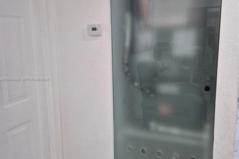 House in Homestead, Florida 5 bedrooms, 169.27 sq.m. № 2045671 - photo 19