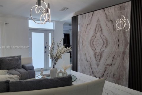 House in Homestead, Florida 5 bedrooms, 169.27 sq.m. № 2045671 - photo 8