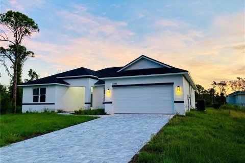 Casa en venta en Port Charlotte, Florida, 4 dormitorios, 179.95 m2 № 2097046 - foto 3