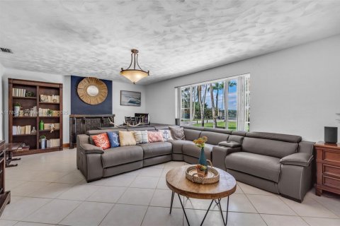 Villa ou maison à vendre à Homestead, Floride: 3 chambres, 213.49 m2 № 1934045 - photo 11