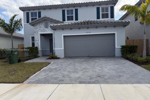 Casa en Homestead, Florida 5 dormitorios, 245.26 m2 № 2031300