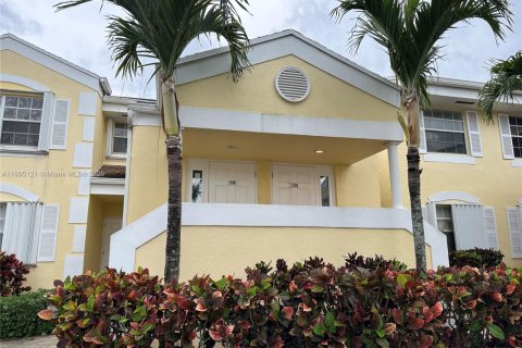 Кондоминиум с 2 спальнями в Хомстед, Флорида № 2037874