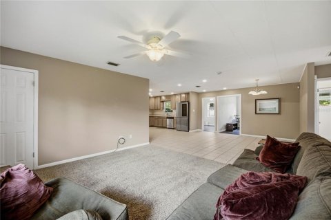 Villa ou maison à vendre à Gainesville, Floride: 4 chambres, 147.16 m2 № 2209008 - photo 15