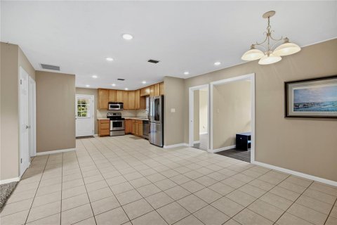 Villa ou maison à vendre à Gainesville, Floride: 4 chambres, 147.16 m2 № 2209008 - photo 3