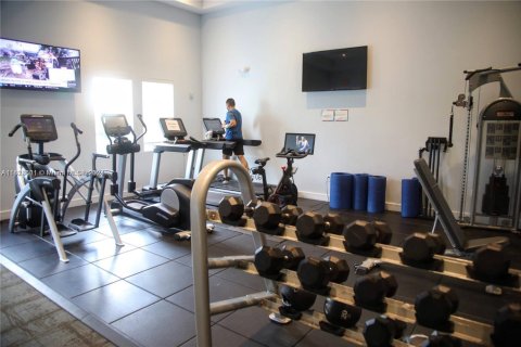 Condo in Doral, Florida, 3 bedrooms  № 1937766 - photo 30