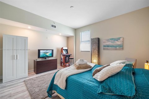 Condo in Doral, Florida, 3 bedrooms  № 1937766 - photo 24
