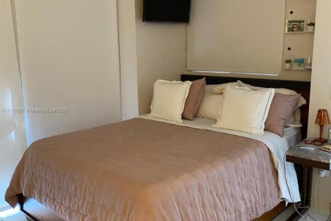Купить кондоминиум в Майами, Флорида 2 спальни, 90.02м2, № 1727214 - фото 17