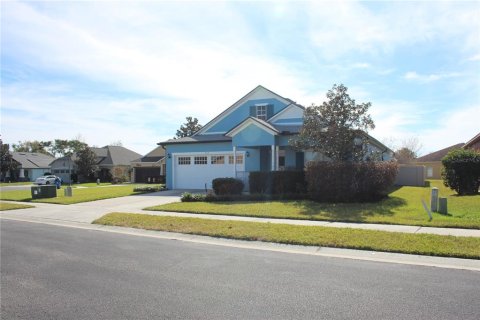 Casa en venta en Lake Alfred, Florida, 4 dormitorios, 179.21 m2 № 1513330 - foto 5