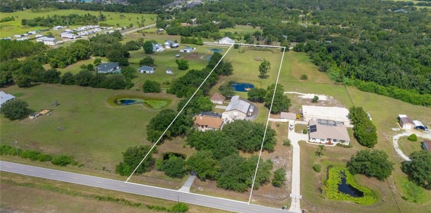 Villa ou maison à Parrish, Floride 3 chambres, 184.88 m2 № 2217147