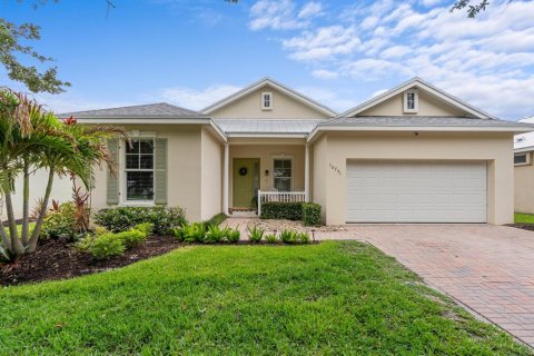 House in Port St. Lucie, Florida 3 bedrooms, 168.71 sq.m. № 2242334