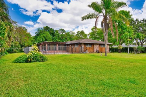 Casa en venta en Plantation, Florida, 4 dormitorios, 263.38 m2 № 1892679 - foto 18
