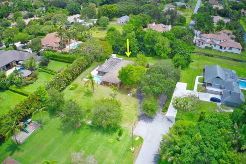 Casa en venta en Plantation, Florida, 4 dormitorios, 263.38 m2 № 1892679 - foto 13