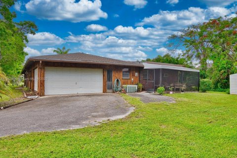 Casa en venta en Plantation, Florida, 4 dormitorios, 263.38 m2 № 1892679 - foto 16